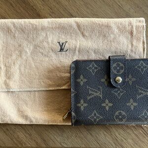 Louis Vuitton Monogram Wallet